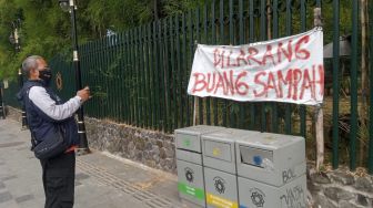 Duh! Kotak Sampah Milik KSPN Borobudur Disegel: Dilarang Buang Sampah di Sini