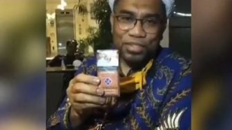 Heboh Video Ali Ngabalin Promosikan Rokok Sehat Tentrem  Buatan Ponpes Shiddiqiyyah