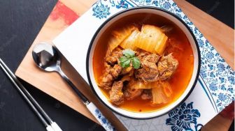 Resep Sop Daging Sapi Tahu Seafood Ala Korea atau Haemul Sundubu Jjigae