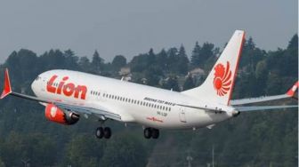 Cuaca Buruk, Lion Air Mendarat di Denpasar Setelah Gagal di Labuan Bajo
