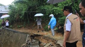 Ambon Diterjang Banjir Hingga Longsor karena Cuaca Ekstrem, Pemkot Fokus Tolong Warga Terdampak