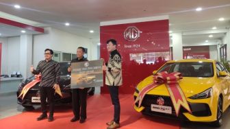 MG Motor Indonesia Serahkan MG 5 GT Pertama, Tandai Pengiriman Bertahap ke Penjuru Tanah Air