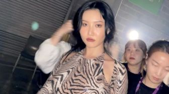 Hwasa MAMAMOO Ingin Bekerja Sama dengan Penyanyi Ini, Siapa Kira-Kira?