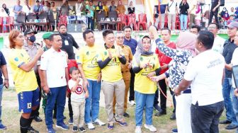 Bupati Rohil Buka Turnamen Hospital Super League