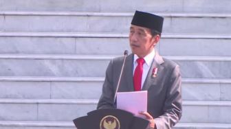 Kumpulkan Relawan di Istana Bogor, Jokowi Lagi-lagi Minta Tak Buru-buru Tentukan Dukungan Pilpres 2024