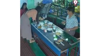 Wanita Ini Foto Estetik Makanan yang Dibeli, Ending Semua Jadi Batal Makan