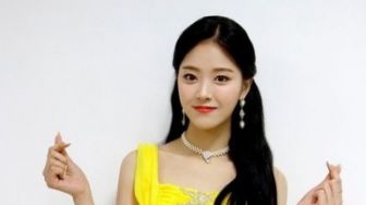 Hyunjin LOONA Dikabarkan Pacaran dengan Cowok 44 Tahun, Ini Faktanya