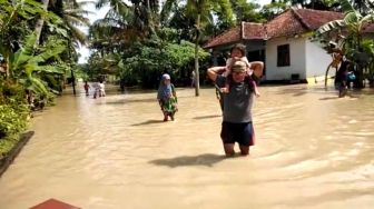 Diguyur Hujan Lebat Sekejap, 3 Dusun di Kawunganten Cilacap Banjir, Ratusan Warga Terdampak