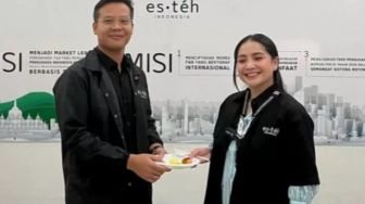 Esteh Indonesia Somasi Pelanggan Gegara Protes Kemanisan, Nama Nagita Slavina Sebagai CEO Ramai Di-mention Warganet