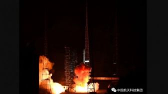 Cina Luncurkan Satelit Ruang Angkasa Terbaru untuk Komunikasi Realtime