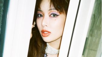 Penuh Pesona! P NATION Rilis Foto Konsep Album Mendatang HyunA 'Navillera'