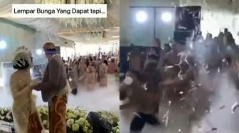 MC Acara Nikah Panik Gegara Lemparan Bunga Pengantin Didapatkan Sosok Ini