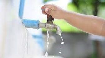 Tiga Hari Air PDAM Tirta Bhagasasi Mati, Warga Pondok Ungu Dapat Bantuan Air Bersih dari Hamba Allah