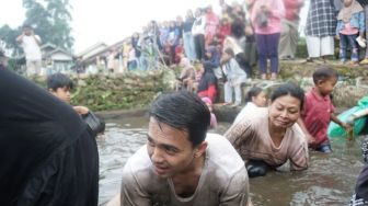 Jadi Saingan Ivan Gunawan, Berikut Ini Sumber kekayaan Sahrul Gunawan yang Naksir Ayu Ting Ting