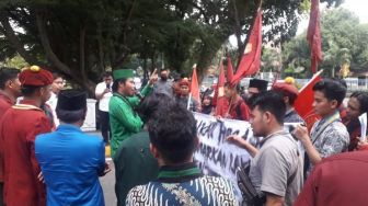 Datangi Gedung DPRD Riau, Ini Tuntutan Cipayung Plus Pekanbaru