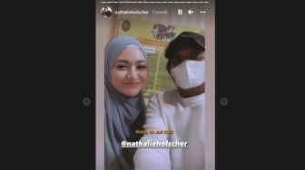 Unggahan Nathalie Holscher Usai Jalani Sidang Cerai dengan Sule: Biar Gitu, Dia Ayahnya Adzam