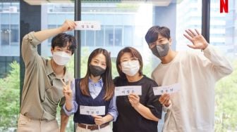 Netflix Bagikan Potret Pemain Drama Korea Morning Comes to the Mental Hospital