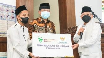 Program Baznas Santripreneur Dorong Kemandirian Santri untuk Berwirausaha