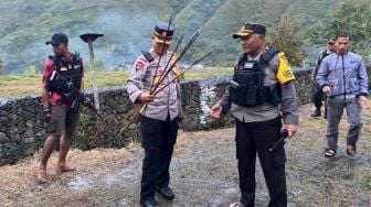 Acar Adat Bakar Batu di Puncak Jaya Papua Ricuh, Tujuh Orang Terkena Anak Panah