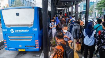 Tarif Ojek Online Naik, Riza: Warga Bisa Beralih ke Angkutan Umum seperti TransJakarta
