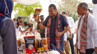 Pasar Murah BUMN, 5.000 Paket Sembako SIG Terjual Habis di Rembang