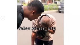 Viral Kisah Penjual Ember Keliling Cerita Sering Tak Laku dan Harus Minum Air Masjid karena Tak Punya Uang