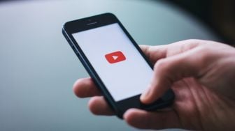 Kebijakan Konten Youtube Jadi Jaminan Utang Bank Masih dalam Kajian OJK