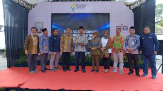 Semen Gresik Bersama SIG Fasilitasi Petani Rembang Kembangkan Klaster Industri Jagung