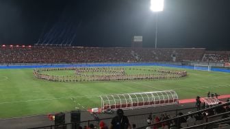 Opening Ceremony Liga 1 2022/2023 Meriah, Tari Kecak Buat Penonton Berdecak Kagum