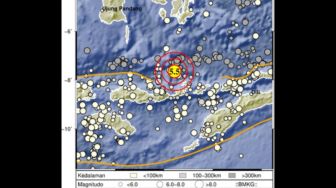 Pusat Gempa Larantuka Siang Ini Dekat Episenter Gempa Pemicu Tsunami 2021