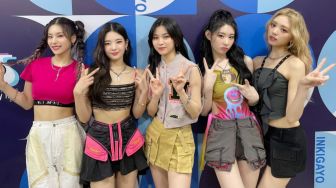 Lewat Album CHECKMATE, ITZY Berhasil Masuk Top 10 Billboard 200 Albums