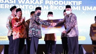 Bantu Tingkatkan Perekonomian Warga, Pemerintah Luncurkan Dana Stimulus Pengelola Wakaf Produktif dan KUA