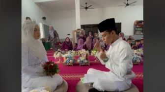 Video Haru Pengantin Tuna Wicara Ijab Kabul Pakai Bahasa Isyarat, Publik Merinding: Langgeng Sampai Surga!