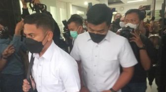 5 Ajudan Ferdy Sambo Akhirnya Kelar Jalani Pemeriksaan Sejak Pagi, Bharada E Masih Belum Muncul Keluar Gedung Komnas HAM