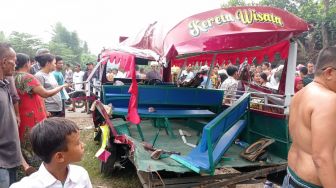 Ini Pengakuan Sopir Odong-odong Sebelum Tertabrak Kereta di Serang