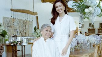 Vibes-nya Crazy Rich Asians Banget, 5 Potret Raline Shah Bersama Sang Nenek yang Gayanya Curi Perhatian