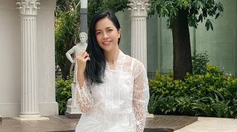 5 Potret Mempesona Yeslin Wang, Mantan Istri Delon Thamrin yang Baru Menikah Lagi