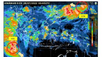 Indonesia Dikepung Dua Bibit Siklon Tropis  dari Utara dan Selatan