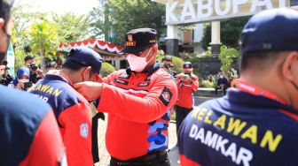 Kemendagri Apresiasi dan Kukuhkan Relawan Pemadam Kebakaran di Kabupaten Kubu Raya
