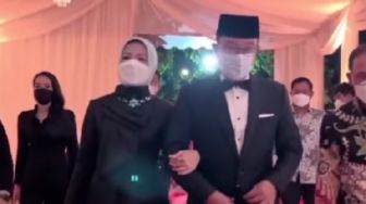 Ridwan Kamil dan Istri Hadiri Resepsi Pernikahan Anak Anies Baswedan, Publik: Romantis Banget Bapak Calon Presiden