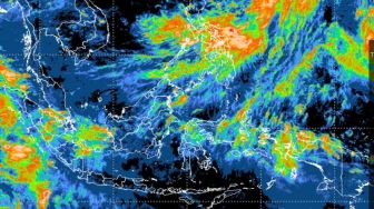 Siklon Tropis Songda Bisa Picu Gelombang Tinggi di Indonesia