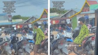 Sat Set! Lagi Salat Jumat, 2 Bocah Ini Terekam Santai Ambil Barang-barang di Dasbor Motor di Parkiran