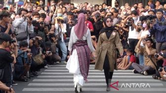 Demam Citayam Fashion Week, Muncul Muria Fashion Week: Pakai Zebra Croos sebagai Panggung Catwalk