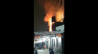 Beredar Video Kebakaran Hotel Cosmo Umbulharjo, Diduga karena Evakuasi Sarang Tawon