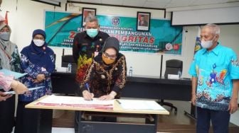 Diskop-UKMP Bontang Canangkan Zona Integritas Wilayah Bebas Korupsi