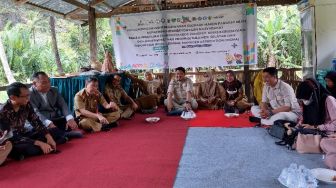 Tim Fasilitator Disbudpar Sulsel Dampingi Pelaku UMKM Kawasan Geopark Maros-Pangkep