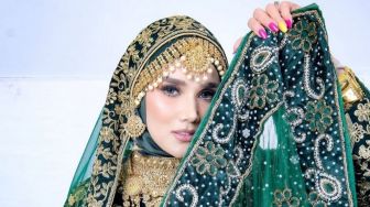 8 Potret Mulan Jameela Pakai Baju India, Kecantikannya Tidak Kalah dengan Artis Bollywood