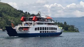 E-tiket Jadi Solusi Antrean Panjang di Pelabuhan Ferry