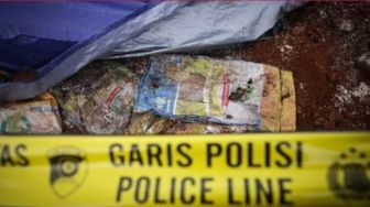 Polisi Usut Kasus Bansos Presiden Dikubur JNE Depok