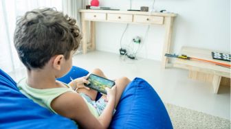 Remaja 12 Tahun Sengaja Top Up Game Online Pakai Uang Pengobatan Kanker Ayahnya